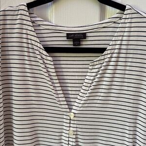 🌿JJill 3X Wearever Buttoned Cream/Navy Split-Neck Top